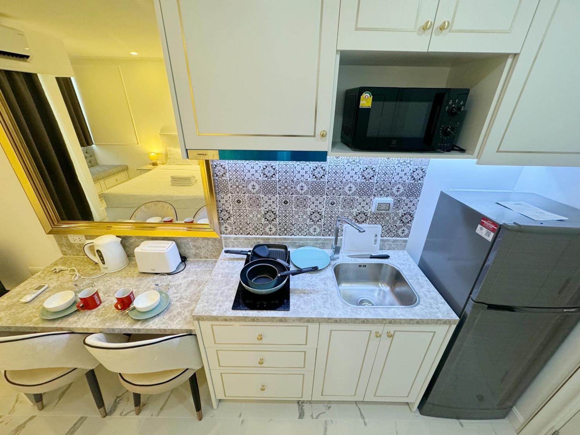 The Empire Chic Residence Jomtien & Yahaha Esterno foto
